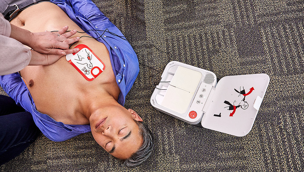 Physio-Control LIFEPAK® CR2 Defibrillator - Advanced Life-saving Technology for Swift Treatment