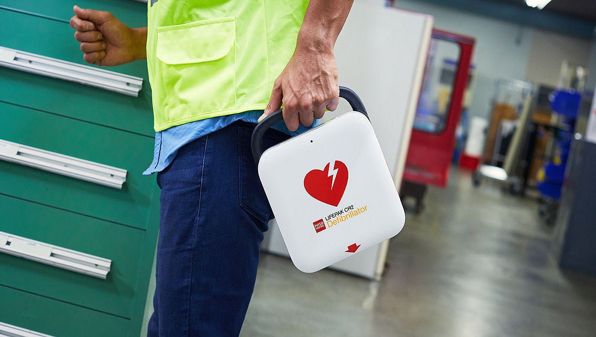 Physio-Control LIFEPAK® CR2 Defibrillator - Advanced Life-saving Technology for Swift Treatment