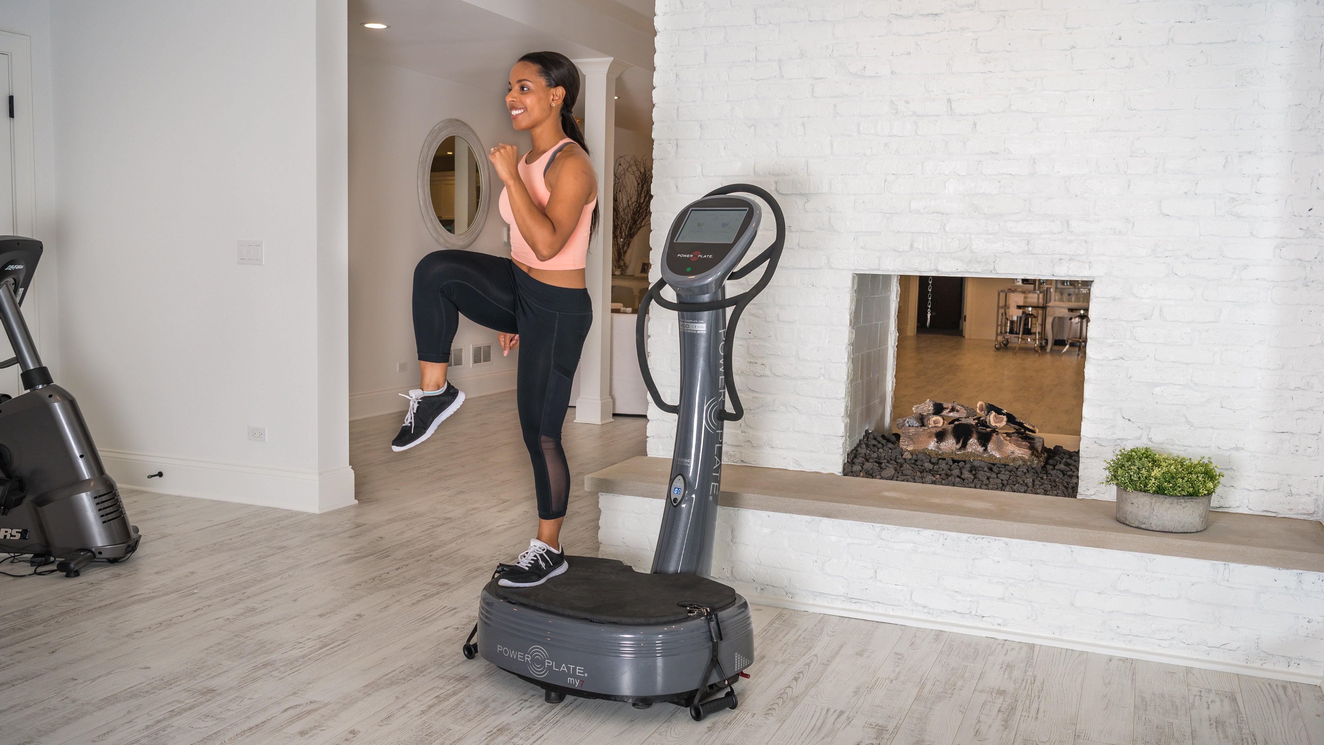 Power Plate® my7™ - Advanced Whole Body Vibration for Home Fitness